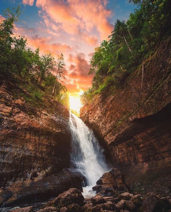 Get Outside in Michigan! Pictured Rocks National Lakeshore