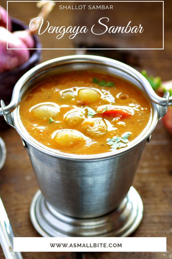 Vengaya Sambar / Onion Sambar side dish for dosa in tamil