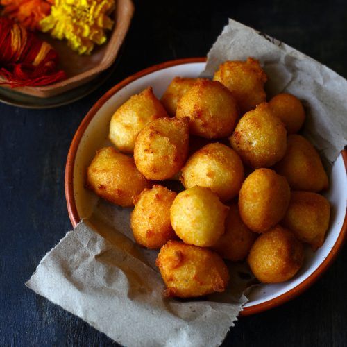 Pahadi Pua Recipe (Gulgula)