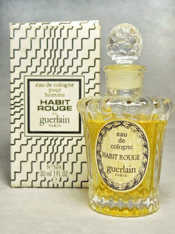 16a2008cb724fe60edca42ecf3f4e4ea Jpg 564 752 Perfume Bottles Perfume Beautiful Perfume Bottle