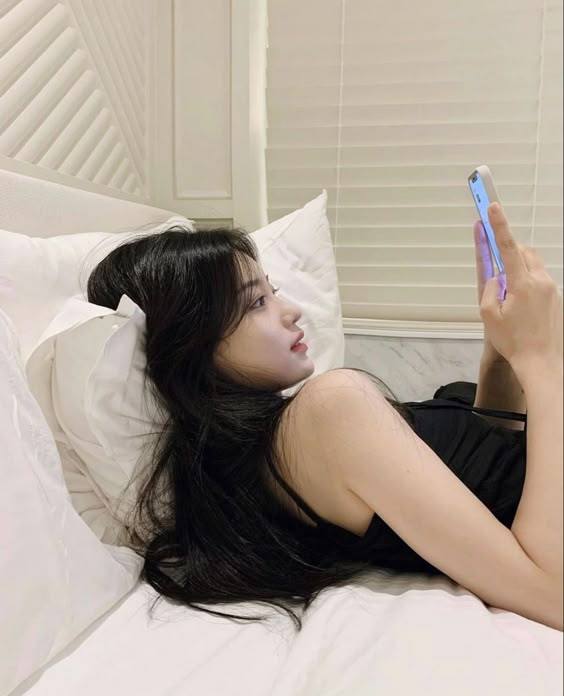 cute girl shared by Najepoli on We Heart It
