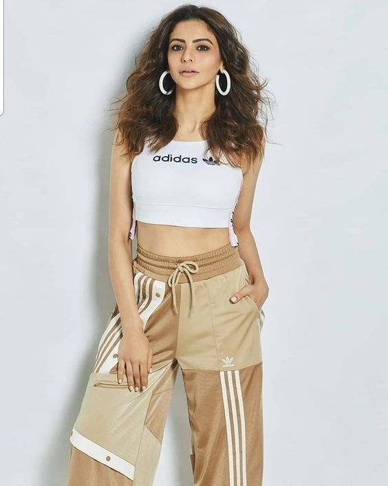 shruti-sharma-s**y