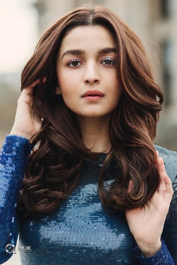 Actress Alia Bhatt Latest Photos, Photo Shoot, Hot Photos.