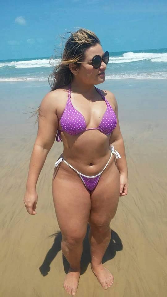Branquinha dando surra de buceta Minha buceta melada