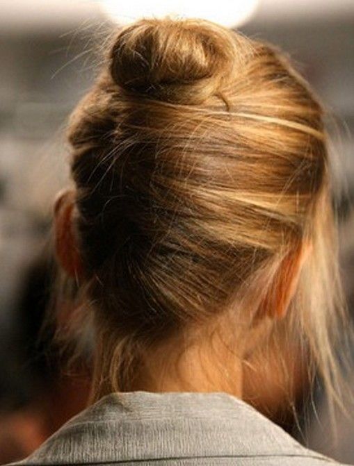 Hairstyles Short Updos Updo Hair Chic For10 Updo Hairstyles For Short Hair Updo Hairstyles For Short Hair Hair Styles Long Hair Styles Womens Hairstyles