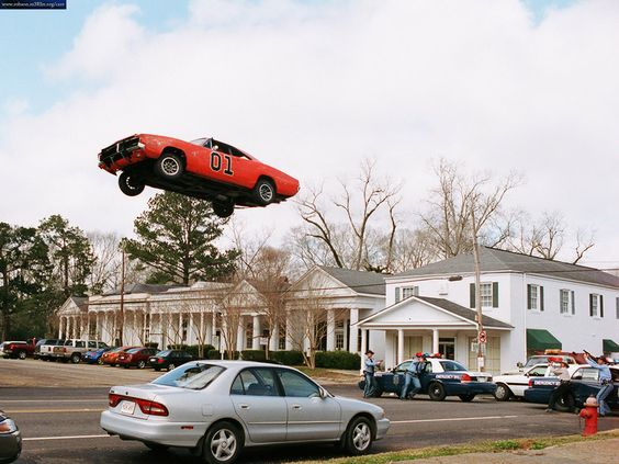Weeeee! Dukes of Hazzard General Lee 1969 Dodge Charger Jump