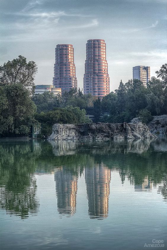 César Pelli, 2000, "Residencial del Bosque" great view from the lake at Chapultepec Park, Mexico City