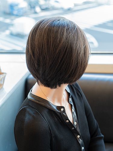 40代50代60代にお勧めの髪型前下がりのショートボブ2 40代50代60代髪型ショートボブスタイルが得意表参道美容院sorriso 60代 髪型 髪型 ショートボブ 髪型