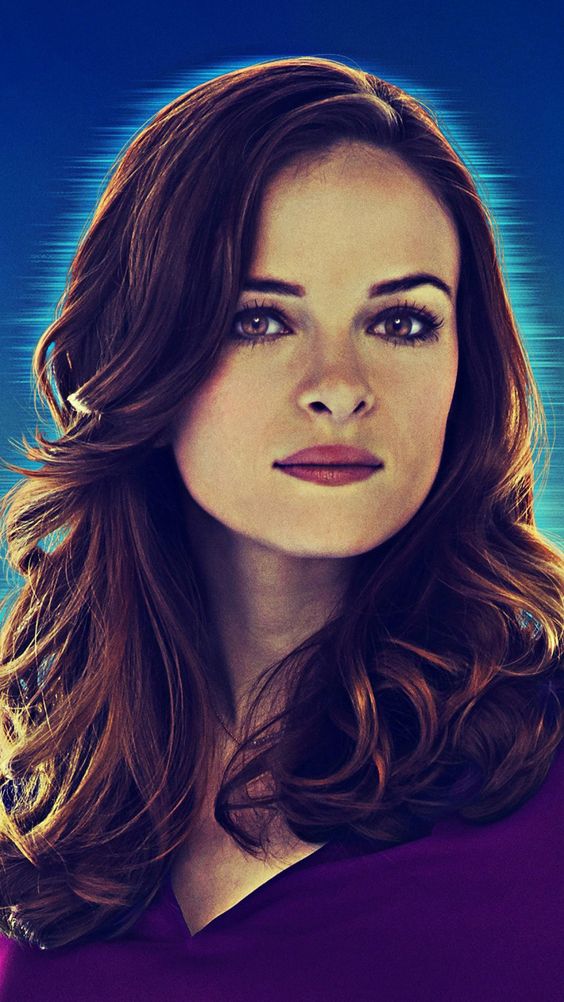 Danielle Panabaker, Caitlin, the flash, tv show, 720x1280 wallpaper
