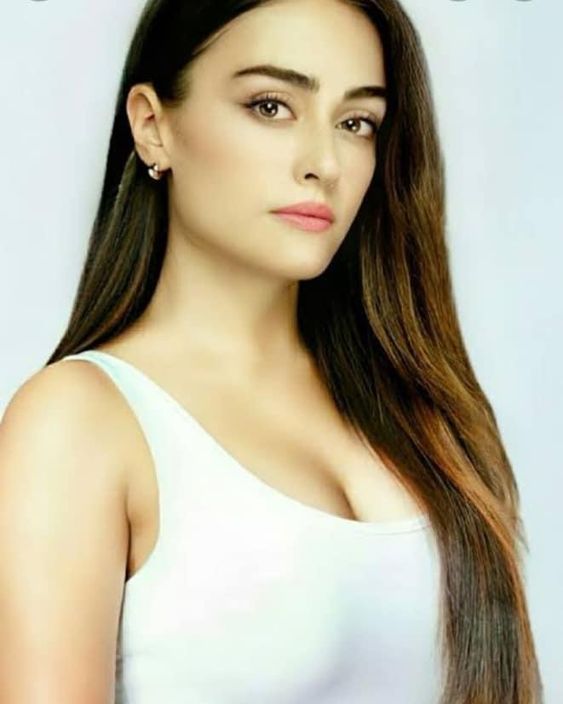 aryanshi-sharma-hot
