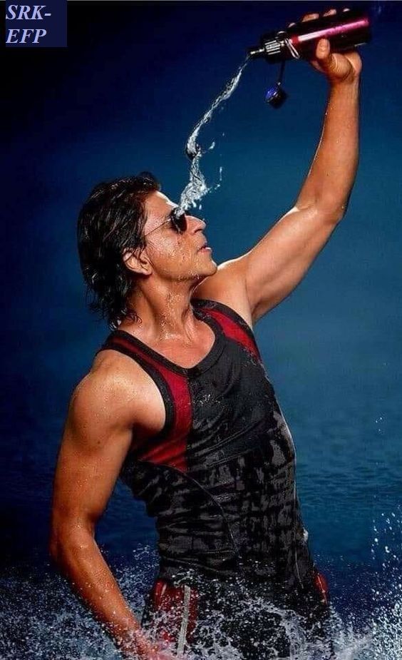 Shahrukh Khan : Picture/Photo. https://www.facebook.com/ShahrukhKhanEuropeenFanPage
