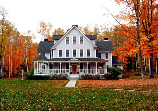 This is our favorite place to stay in New England. We've been a couple of times and every time it's perfect. Gary and Janet are the best gourmet cooks, the rooms are fabulous and the whole experience luscious. The rockers on the front porch with Janet's homemade lemonade is just perfect.