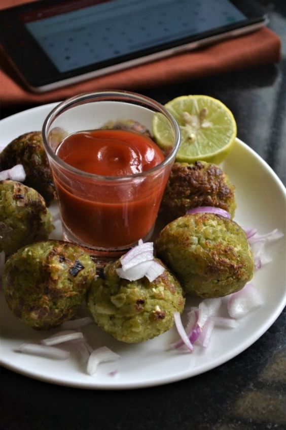 Aval Mullangi Vadai Recipe