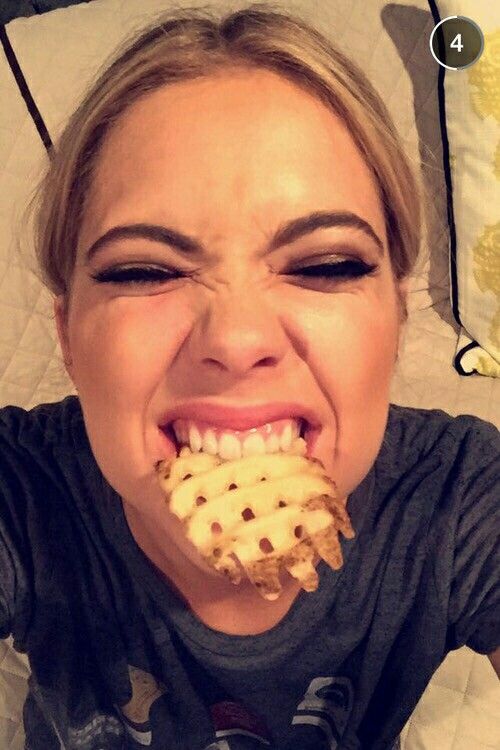 ashley-benson