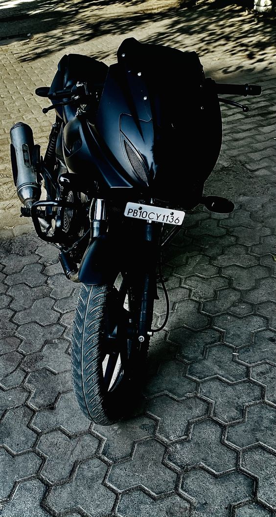 bajaj-pulsar-p150