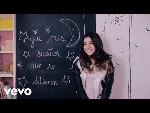 Isabela Souza Elenco De Bia Así Yo Soy From Bia Official Lyric Video Youtube Canciones De Disney Series De Disney Chanel Chicas Disney