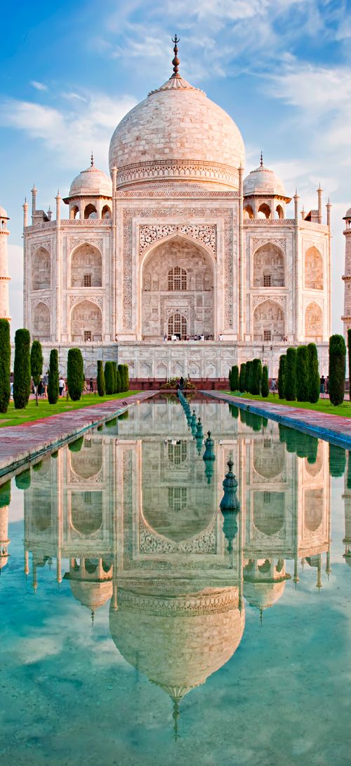 O Taj Mahal é uma das mais belas 7 maravilhas do mundo. Situado junto à antigaâ¦