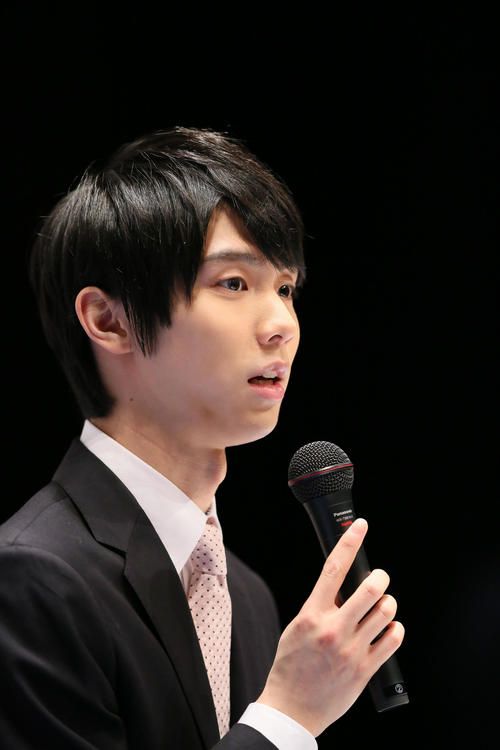 羽生結弦スーツにピンクネクタイ姿で登場 写真特集 スポーツ 日刊スポーツ ピンク ネクタイ 羽生結弦 ゆず ライブ 羽生結弦スーツにピンクネクタイ姿で登場 写真特集 スポーツ 日刊スポーツ ピンク ネクタイ 羽生結弦 ゆず ライブ