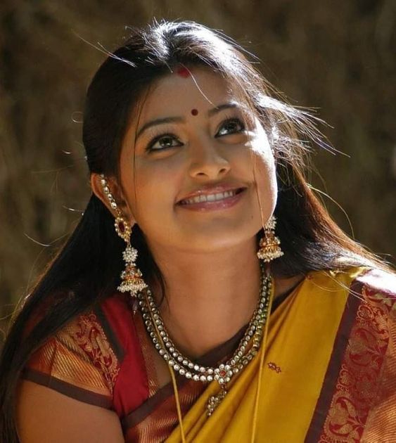 சினேகா