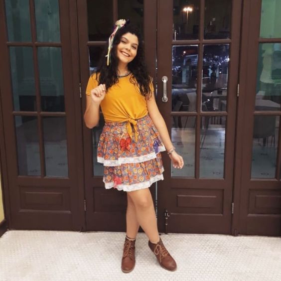 Conheça os melhores looks com saia de Festa Junina Moderna