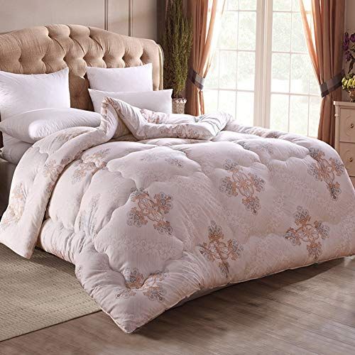 Luxurious Quilted Comforter European Style Warm Breathable Duvet