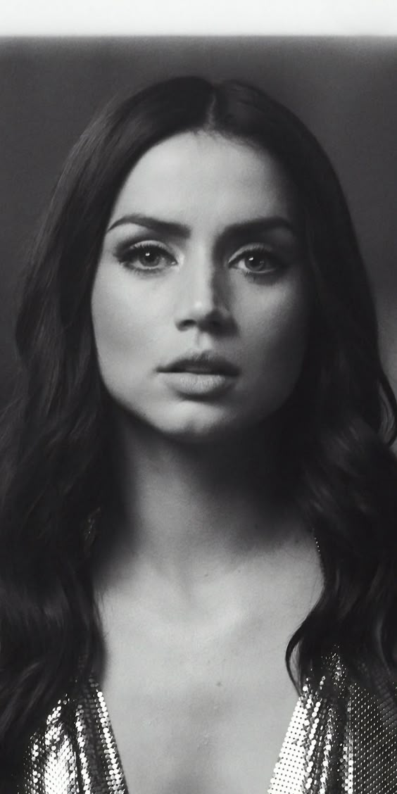 Ana de Armas, gorgeous, monochrome, 2019, 1080x2160 wallpaper