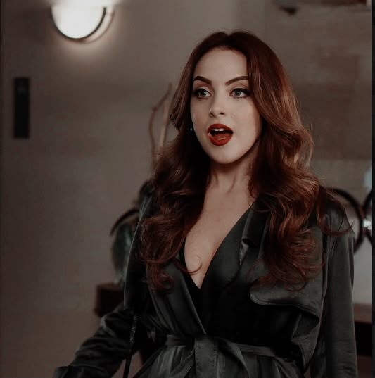 elizabeth-gillies