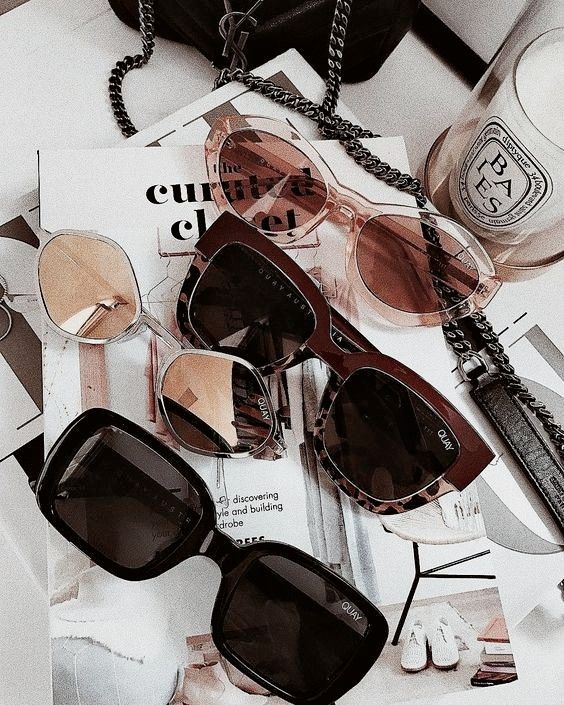 Accessoires Zonnebrillen Hoekige zonnebrillen Tod’s Tod\u2019s Hoekige zonnebril abstract patroon casual uitstraling Accessoires Zonnebrillen Hoekige zonnebrillen Tod’s Tod\u2019s Hoekige zonnebril abstract patroon casual uitstraling