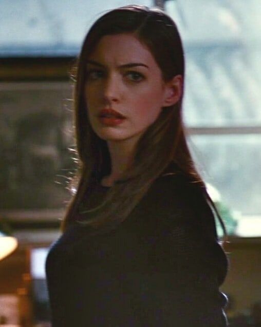 anne-hathaway