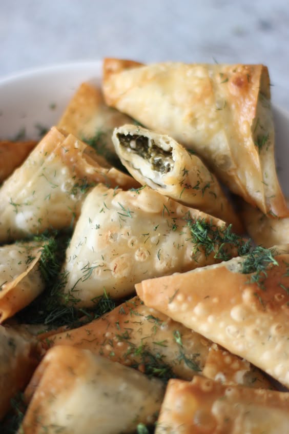 Spinach and feta sambousek — The Egyptian Epicurean