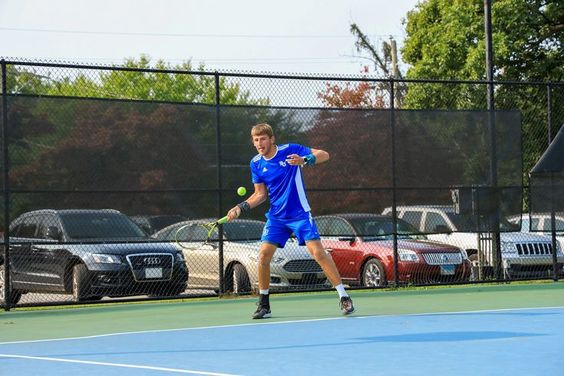 College player hitting great forehand!! #firepower #hardwork #rafa #novak #onesingles