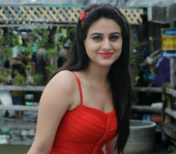 Aksha Pardasany