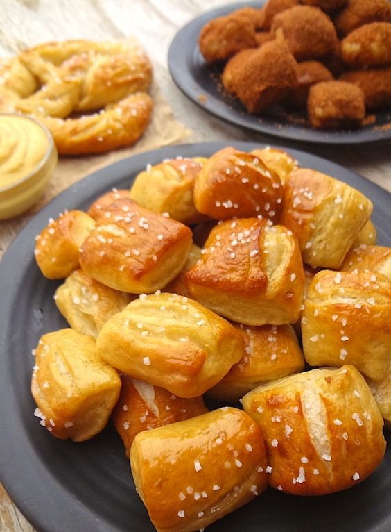 Soft Vegan Pretzel Bites