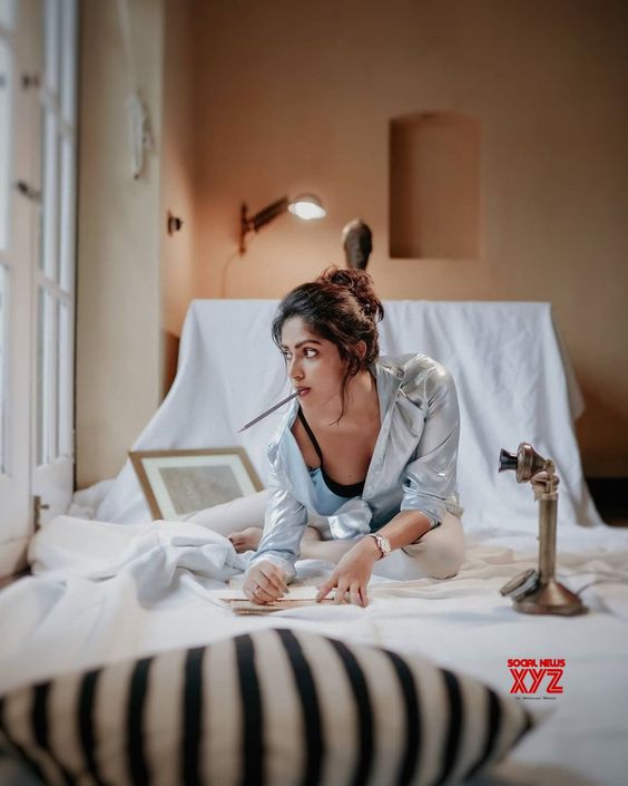Actress Amala Paul Latest Hot Glam Stills #Actress #AmalaPaul