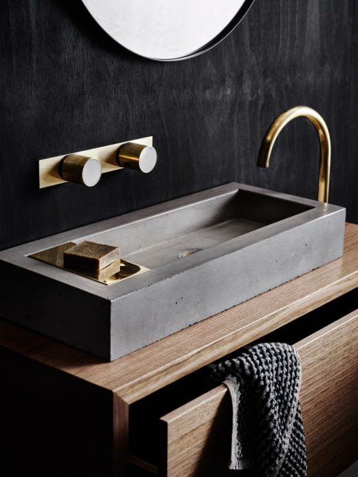 Metal en el diseño de baños