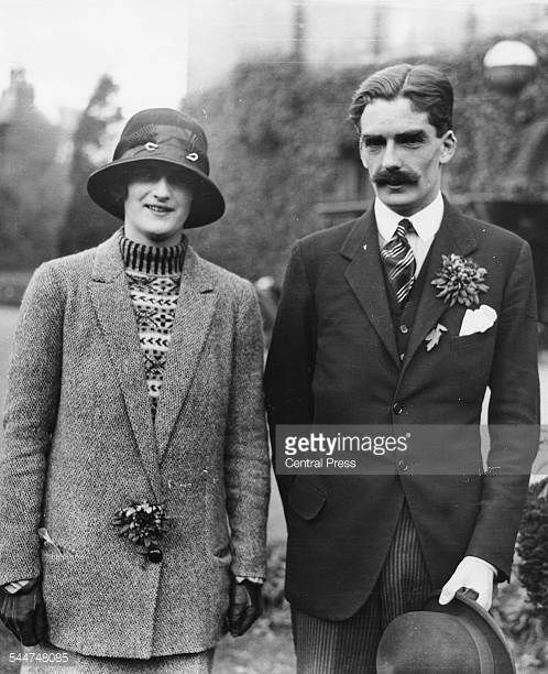 Sir Anthony And Beatrice Beckett Eden Fashion Suits For Men Anthony Eden