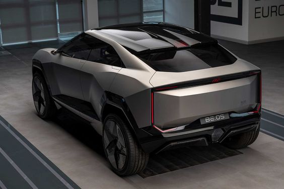 Five Born Electric Mahindra Electric SUV models showcased - AUTOBICS