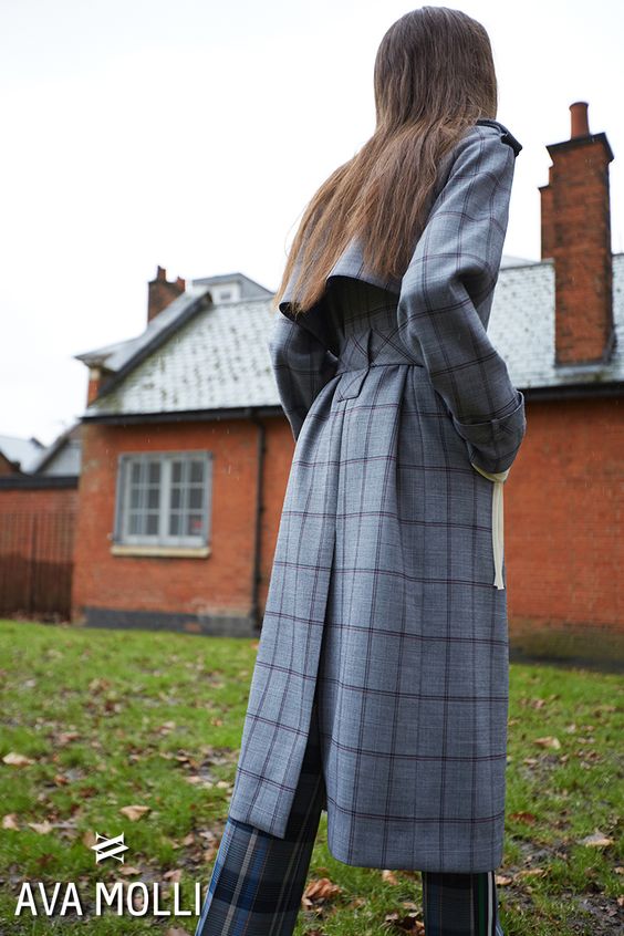 ìë°ëª°ë¦¬ AVAMOLLI 2018SS âí´ë¦° íë© í¸ë ì¹ ì½í¸(6031 Pauline flap trench coat(grey) )â ì
ëë¤. 문ì E-MAIL : avamolli@naver.com SITE : www.avamolli.com #ìë°ëª°ë¦¬ #AVAMOLLI #ìí¸ #2018SS #컬ë ì
#ì²´í¬ #ì¸ #í¸ë ì¹ì½í¸ #ëí¸ #ìì¼ #ë°ì§ #í¬ì¸ #ì¬ì±ë³µ #ì¬ì±ìë¥ #ì¬ì±í¨ì
#ì¼í몰 #ì½í¸ #ì¸ì½í¸ #롱ì½í¸ #롱ìì¼ #longcoat #coat #longjacket #jacket #wool #suit #trenchcoat #woman #girl #apparel #design #designer #brand #shoppingmall #mall #fashion