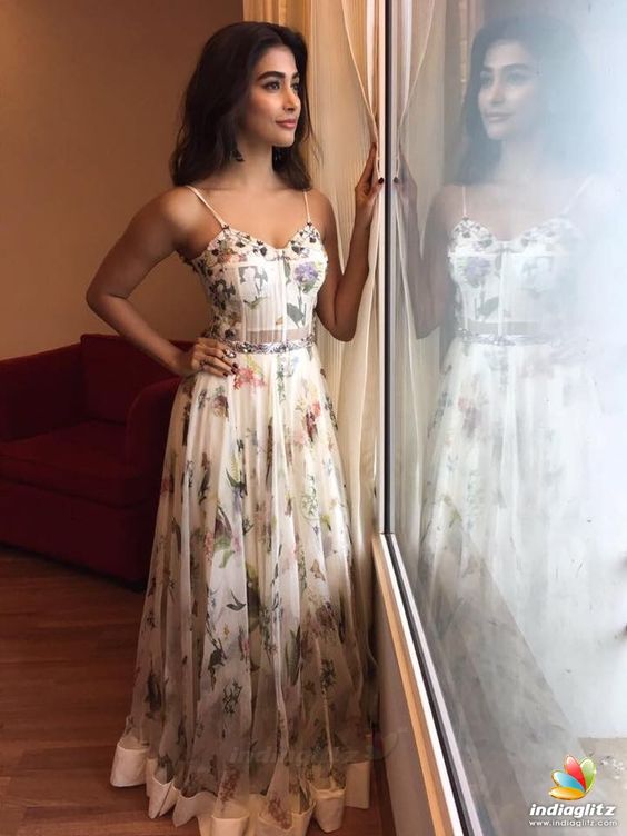 Pooja Hegde Photos - Malayalam Actress photos, images, gallery, stills and clips - IndiaGlitz.com