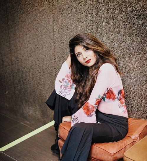 Niharika Jain Images Photos Hot Pics TikTok & more.