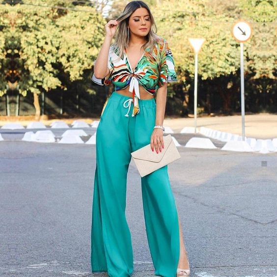 Calça Pantalona com Fenda Verde | Victoria's Fashion Store