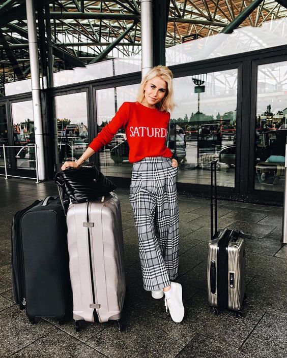 and there goes the pop of red.... Simply a red graphic long sleeve t paired with a plaid trouser, casual and on trend.