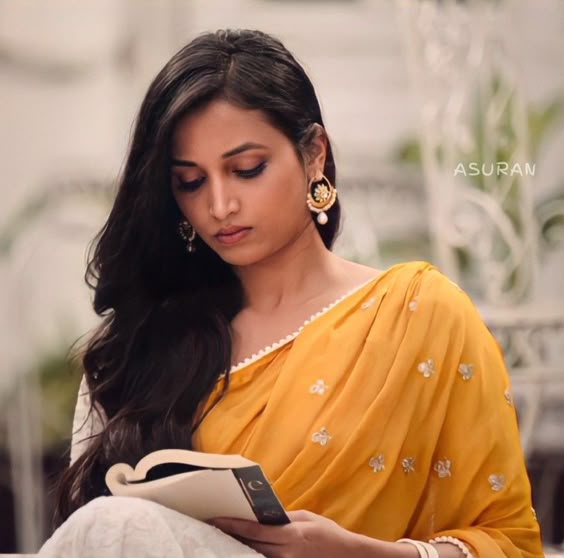 Srinidhi shetty kgf