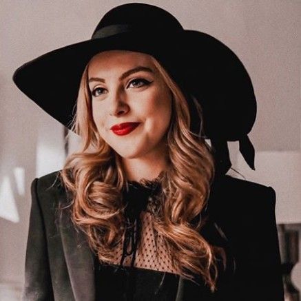 Icon Fallon Carrington