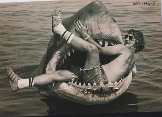 34 Behind The Scenes Photos That Will Change The Way You Look At Classic Movies