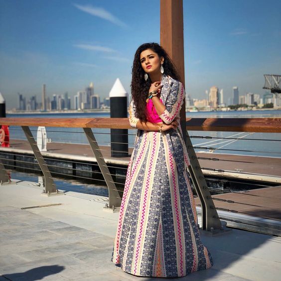 Avneet Kaur ÇR❕GR❕