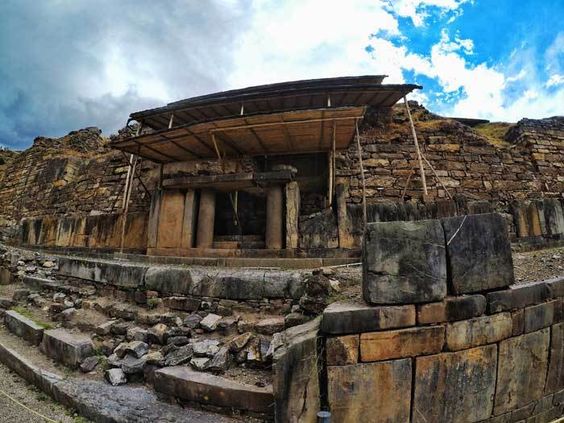 Huaraz offers the option to visit Chavin de Huantar.