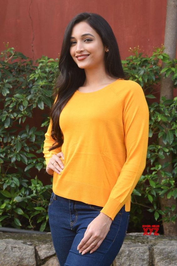 Actress SriNidhi Shetty Stills From KGF Movie Success Meet - Social News XYZ