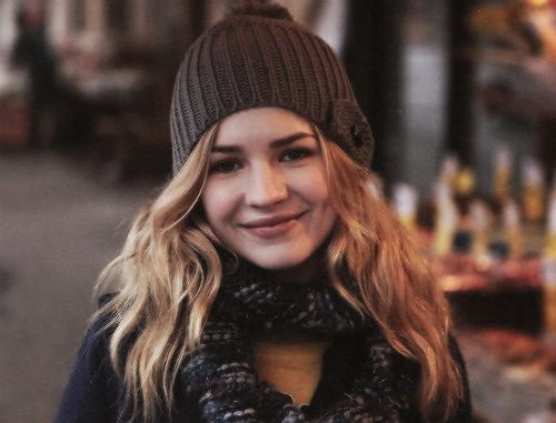 Britt Robertson