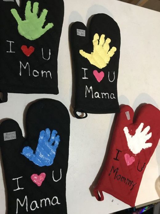 35+ Adorable Mothers Day Hand and Footprint Art Ideas that will be treasured for years to come